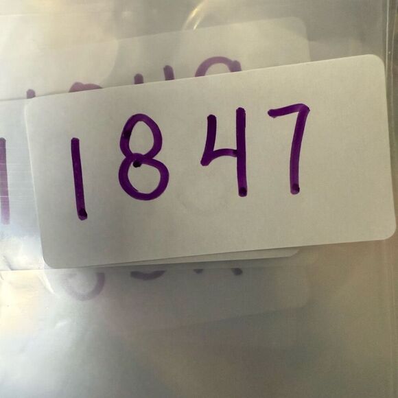 Figs casma scrub top womens Large burgundy two pocket healthcare nursing - Picture 5 of 7